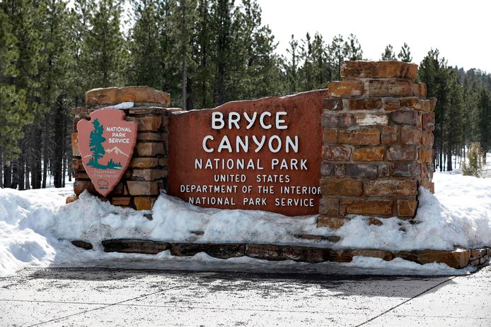 Het toegangsbord van het Bryce Canyon National Park in Utah. In de VS zijn negen van de twaalf leden van de adviesraad voor nationale parken (National Park System Advisory Board) opgestapt uit onvrede met het beleid van de regering van president Donald Trump.