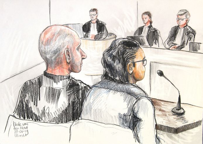 George L. (rechts) tijdens de inhoudelijk behandeling van zijn rechtszaak.