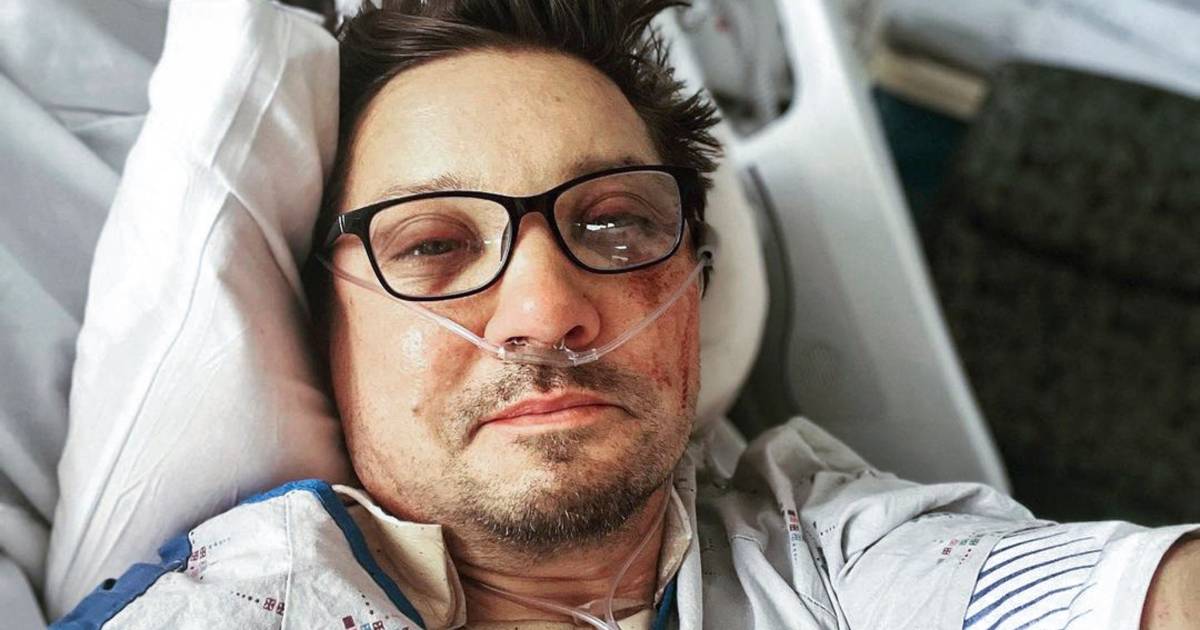 Tough 911 Call After Jeremy Renner’s Accident Release: ‘His Head Is Covered, But We’re Losing Him’ |  Famous People