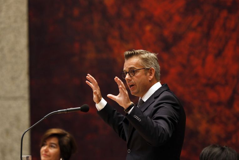 D66-Kamerlid Gerard Schouw in de Tweede Kamer. Beeld ANP