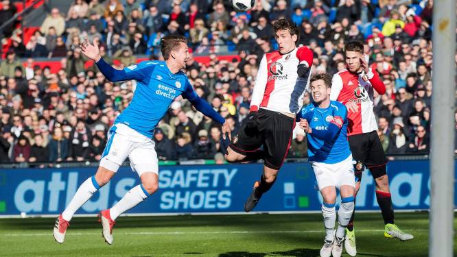 PSV maakt er een feestje van in de Kuip tegen futloos Feyenoord