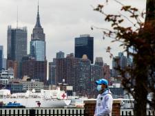 Le navire-hôpital militaire à New York est presque vide