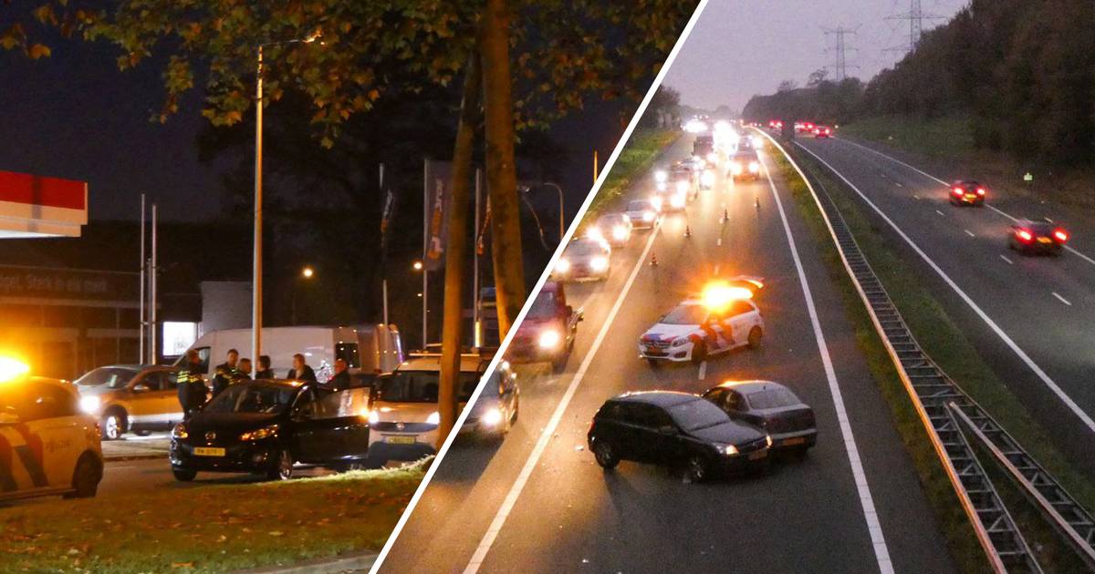 Verkeershinder in Enschede door drietal aanrijdingen: één persoon gewond.