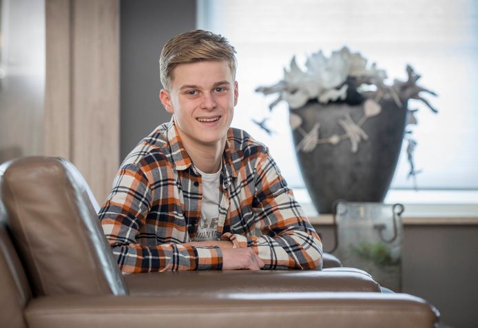 Rowan Traas: ,,Elke dag vier uur reizen met het openbaar vervoer was voor mij toch net iets te veel."