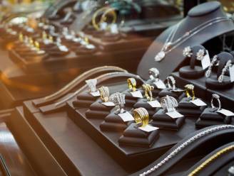 Hasseltse politie onderschept 35.000 euro bij illegale verkoop van goud en juwelen