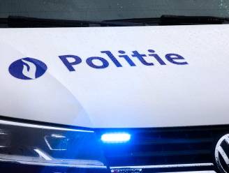 Fietsster (14) lichtgewond door openslaand portier in Hasselt
