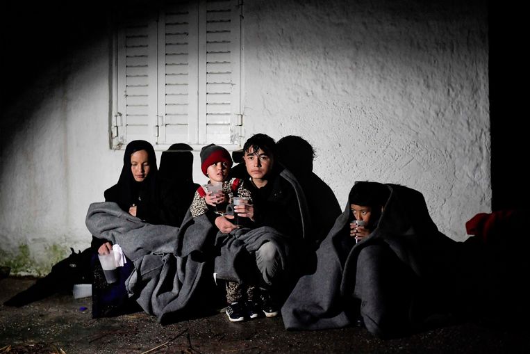 Vluchtelingen op het Griekse eiland Lesbos. Beeld AFP