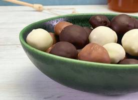 Zo maak je zelf heerlijke chocoladekruidnoten voor Sinterklaas
