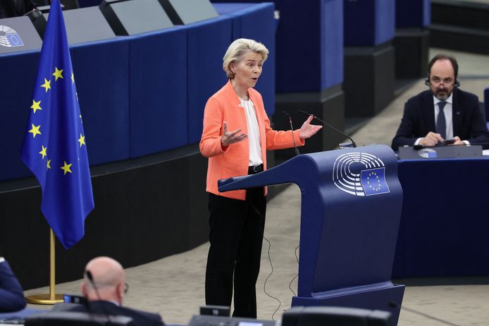 La presidente della Commissione europea durante il suo discorso sullo stato dell'Unione al Parlamento europeo a Strasburgo, il 13 settembre 2023.
