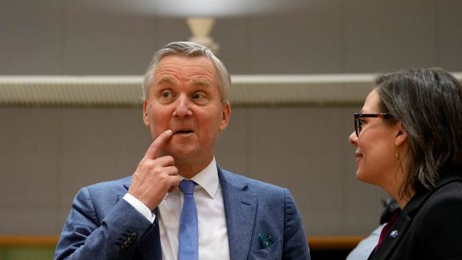 Kabinet negeert kritiek en zet gedwongen asielopvang voor gemeenten gewoon door