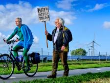 David en Jan gaan wandelend en op de fiets naar de klimaattop in Glasgow: ‘Het is tijd voor actie’