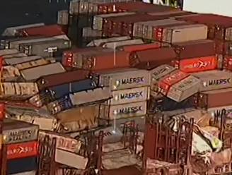 VIDEO. Luchtbeelden tonen ravage op schip dat containers verloor