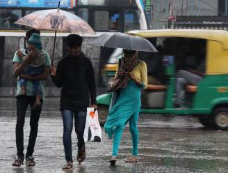 16 doden en honderdtal vermisten na doortocht van cycloon in India en Sri Lanka