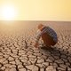 Ondanks de grote aantallen mensen die eraan doodgaan scheldt Jeffrey nog altijd met klimaatverandering