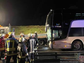 RECONSTRUCTIE. Hoe kon het busongeval met schoolkinderen in Duitsland gebeuren? “Het is hier met de directie, er is een ongeluk gebeurd met de bus”