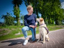 Christien uit Elspeet betreurt tekort aan opvoeders hulphonden: ‘Geeft voldoening’
