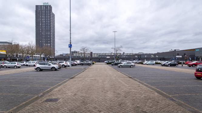 Bereikbaarheid Winkelcentrum Woensel ter discussie; ‘mooie tussenweg’ van college krijgt wel steun