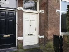 Mysterie opgelost: waarom bij sommige huizen in Leiden de letter T op de voorgevel is geschilderd