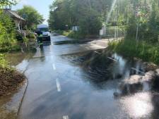En wéér springt waterleiding: voor derde keer in week waterballet in Vinkeveen
