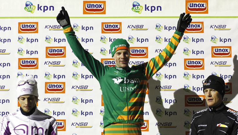 De Vries won een paar weken geleden ook de eerste marathon op natuurijs van het seizoen, in Noordlaren. Beeld anp