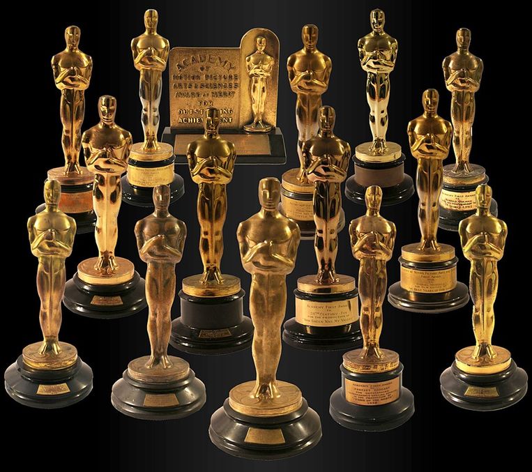 De vijftien Oscars die onder de hamer zijn gegaan. Beeld afp