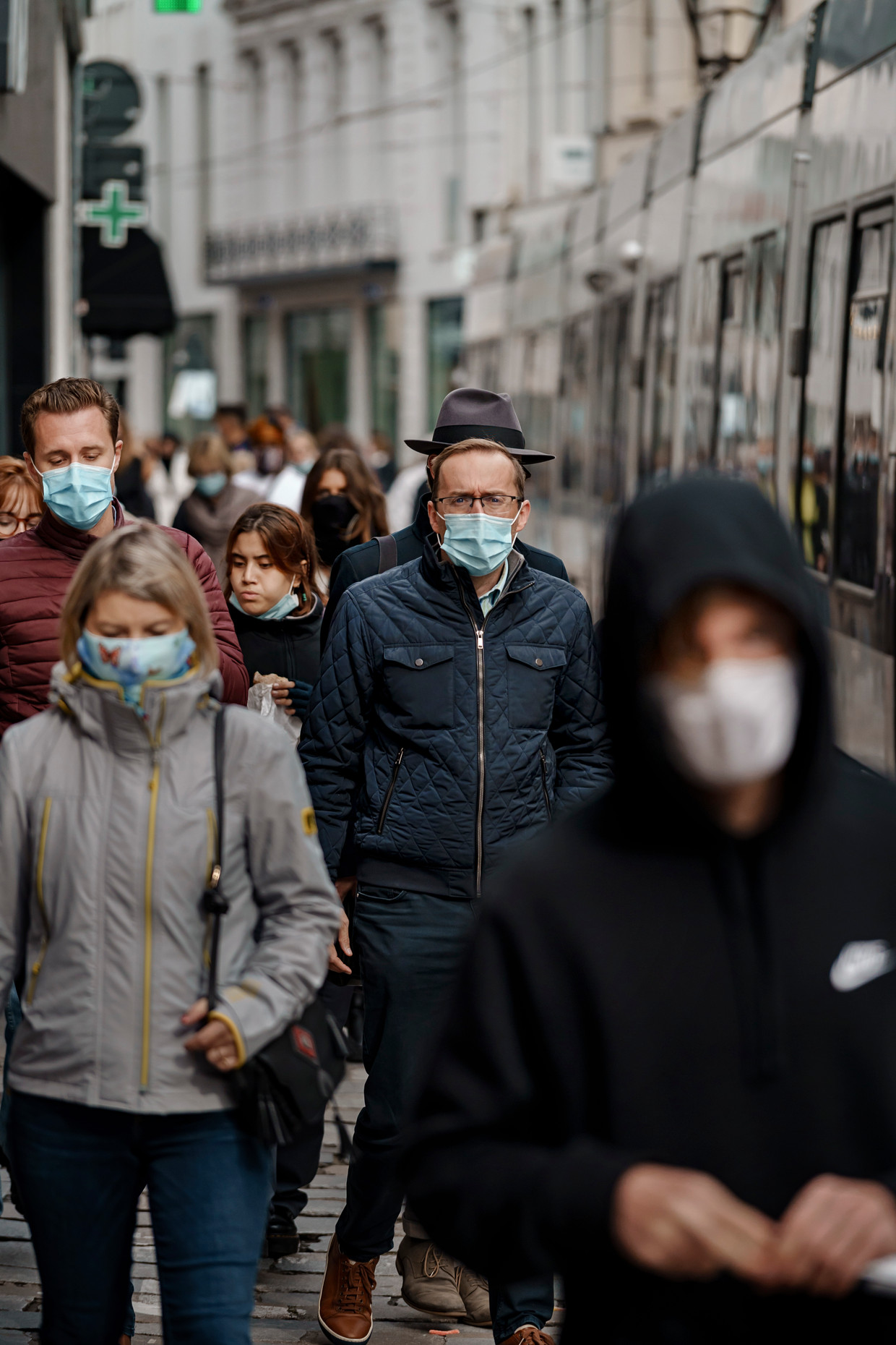 Ab Osterhaus (Nederlandse topviroloog): ‘Je economie de hele tijd open en weer dicht doen, blijkt schadelijker dan in één klap het virus uitroken.’ Beeld Eric de Mildt