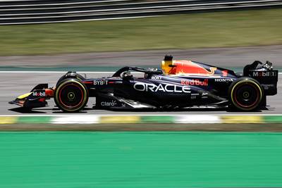 LIVE F1. Wint Max Verstappen, die op pole start, na de sprintrace ook GP van Brazilië?