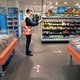 CNV: zet professionele beveiligers bij supermarkten