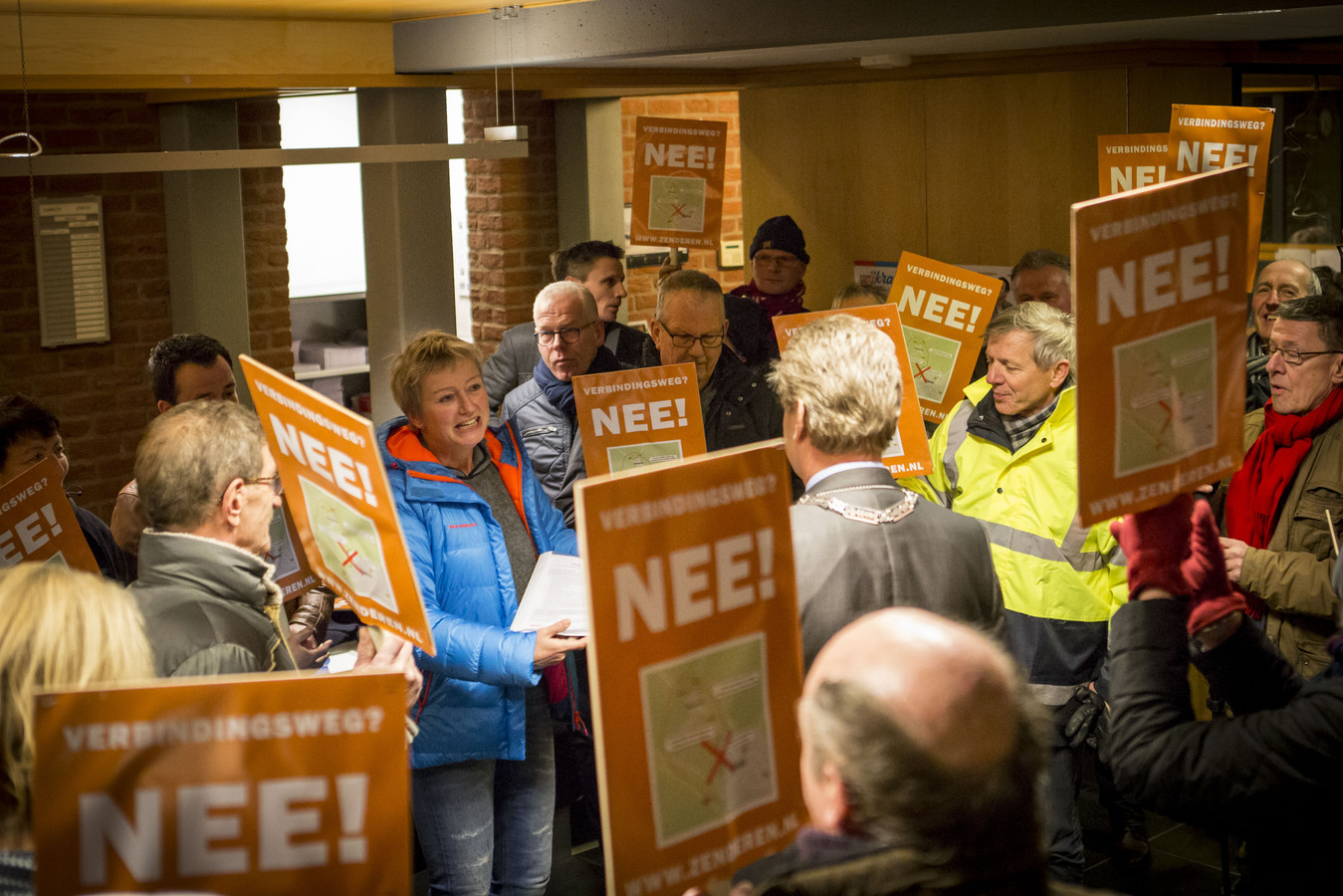 Begin dit jaar voeren inwoners van Zenderen nog actie tegen de  Verbindingsweg.