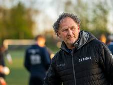 Vitesse’08 ontslaat trainer en oud-scheidsrechter Reinold Wiedemeijer: ‘We zitten niet op onrust te wachten’
