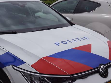 Jongen bedreigd met vuurwapen en beroofd bij Zwembad Fletiomare in Leidsche Rijn