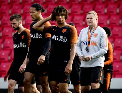LIVE: Koeman niet van plan steeds te wisselen