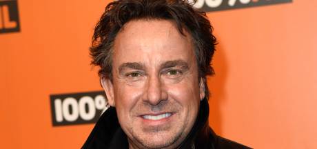 Eerste Beelden Nieuwe Tv Kantine Gaby Blaaser Aan Tafel Bij Eva En Beau Show Tubantia Nl