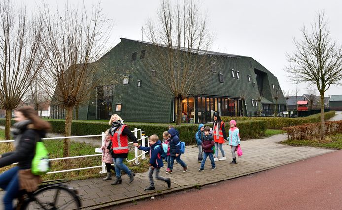 Cultuurhuis Schoneveld in Houten ontsnapt aan de slopers Utrecht AD.nl