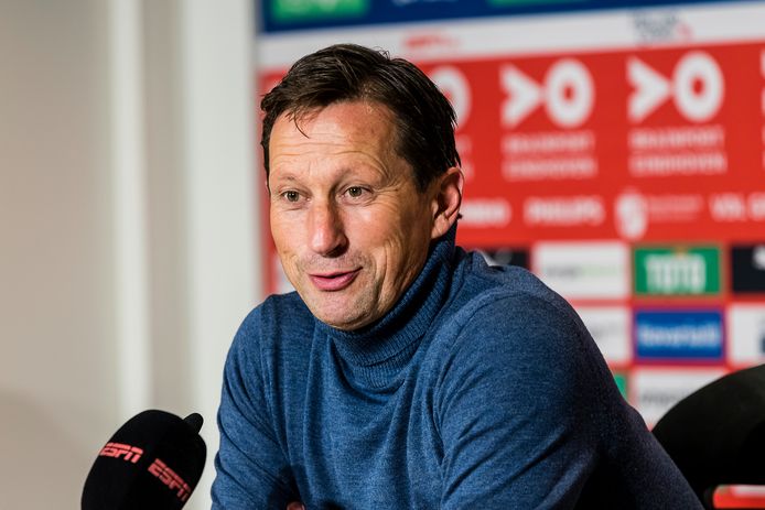 Roger Schmidt heeft Noni Madueke, Davy Pröpper en Cody Gakpo weer bij zijn groep, tegen PEC Zwolle.