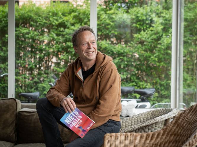 Erik Segers (63) lost nieuwe roman: “Modern Romeo & Julia-verhaal, maar met happy ending”