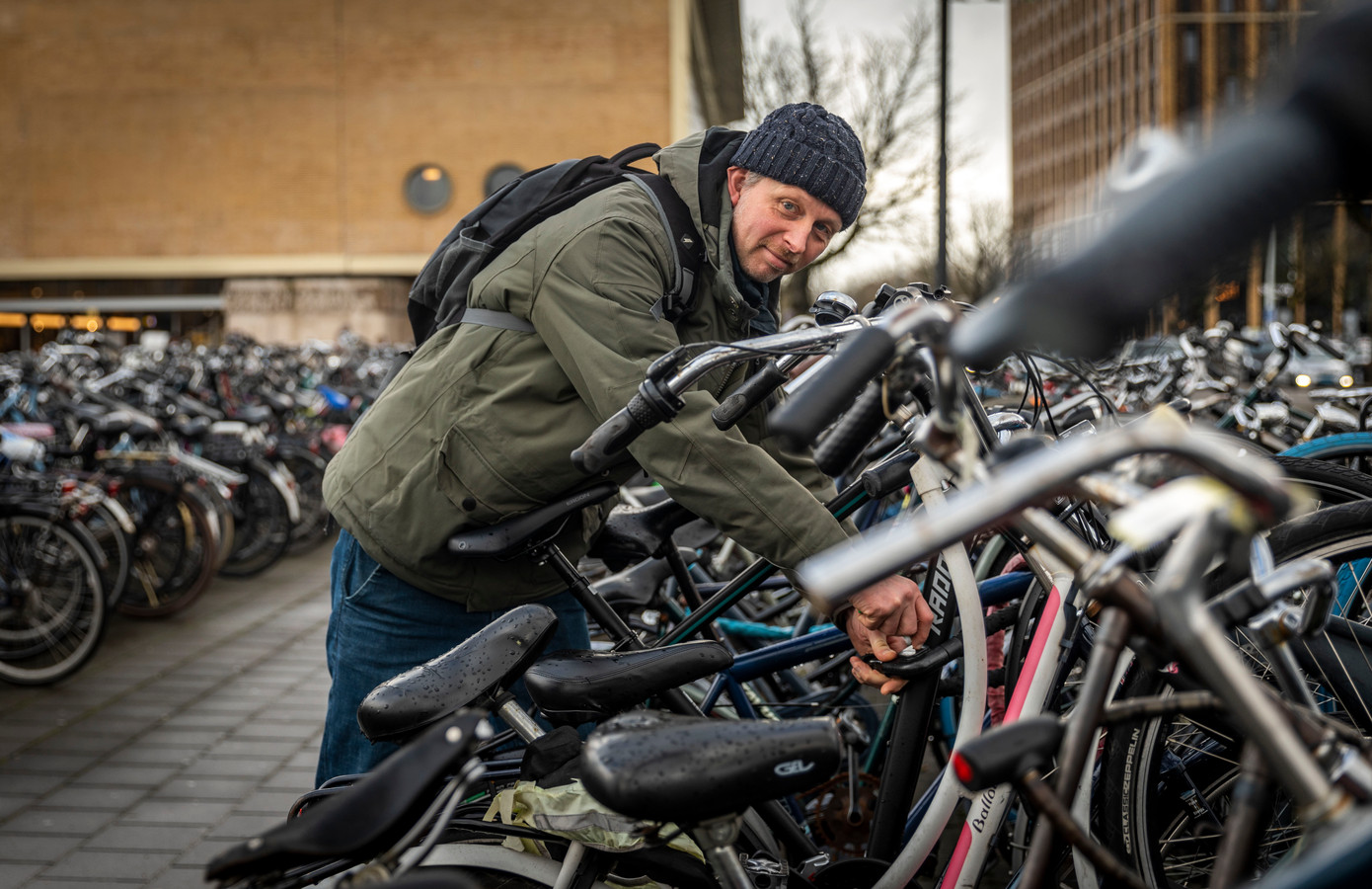 De nieuwe fietsburgemeester van Eindhoven Sarge Meulman.