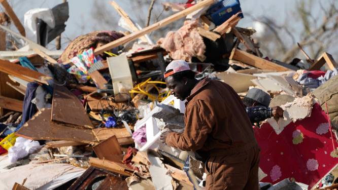 “Une tragédie”, “Ma ville n’existe plus”: le Mississippi dévasté par une tornade qui a fait au moins 23 morts
