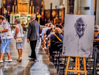 Kerk Deerlijk loopt vol voor afscheid Ignace Crombé
