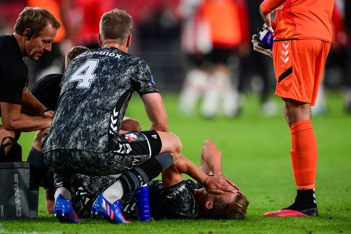 Maikel Kieftenbeld viel in het duel met PSV uit met een zware blessure.