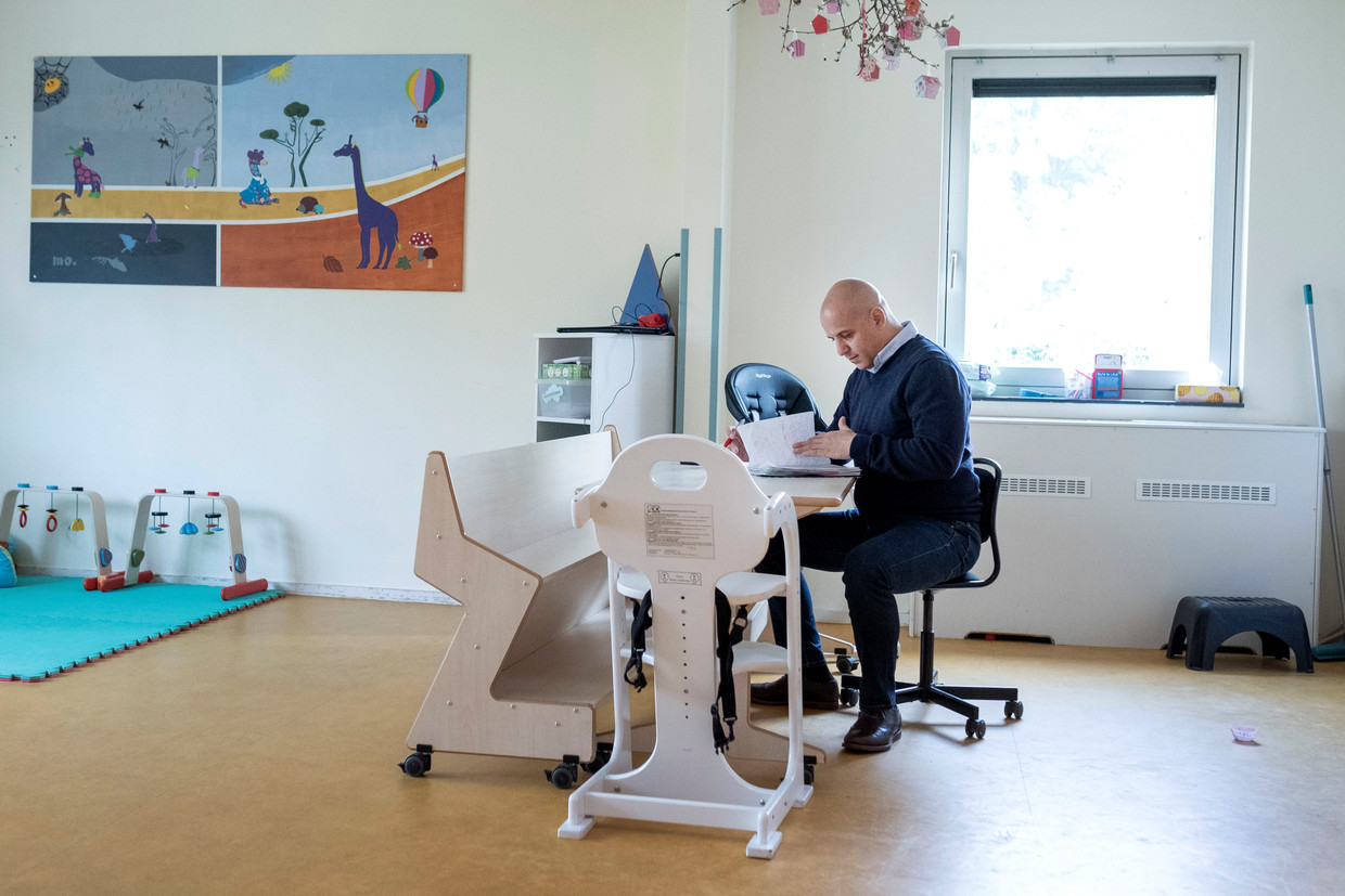 Ahmed Gökce, eigenaar­­ van een gastouderbureau in Eindhoven dat ontdekte dat een ambtenaar in een Excel-bestand de tweede nationaliteit van ouders bijhield. Beeld Merlin Daleman