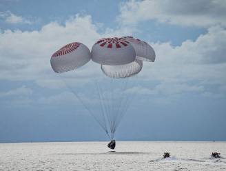 Eerste SpaceX-capsule met enkel ‘ruimtetoeristen’ veilig en wel teruggekeerd