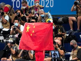 Een positieve dopingtest, maar toch geen schorsing? Ophef nadat 23 Chinese zwemmers tegen lamp liepen en toch deelnamen aan Spelen in Tokio 