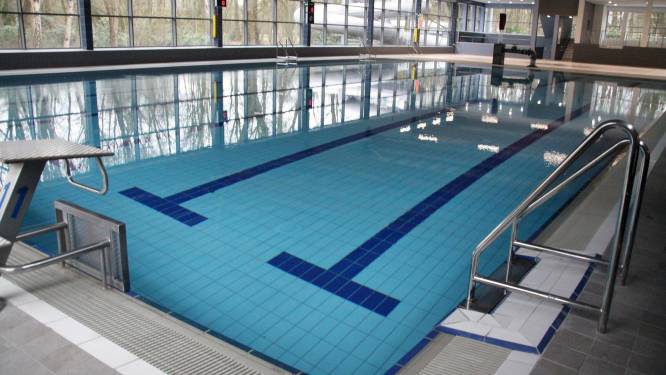 Zwembad preventief gesloten na mogelijke legionellabesmetting