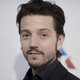 Diego Luna wordt de nieuwe Tony Montana in remake 'Scarface'