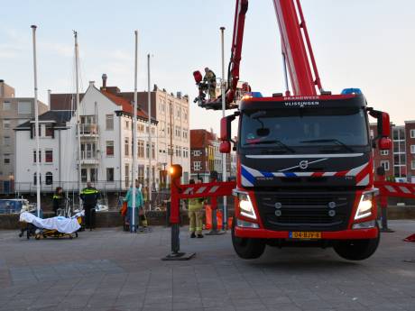 Persoon belandt in het water in Vlissingen