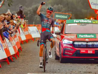 Kämna trekt aan langste eind in rommelige slotfase Vuelta, Roglic pakt tijd terug op Evenepoel