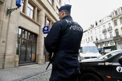 Alerte à la bombe levée au commissariat de Bruxelles