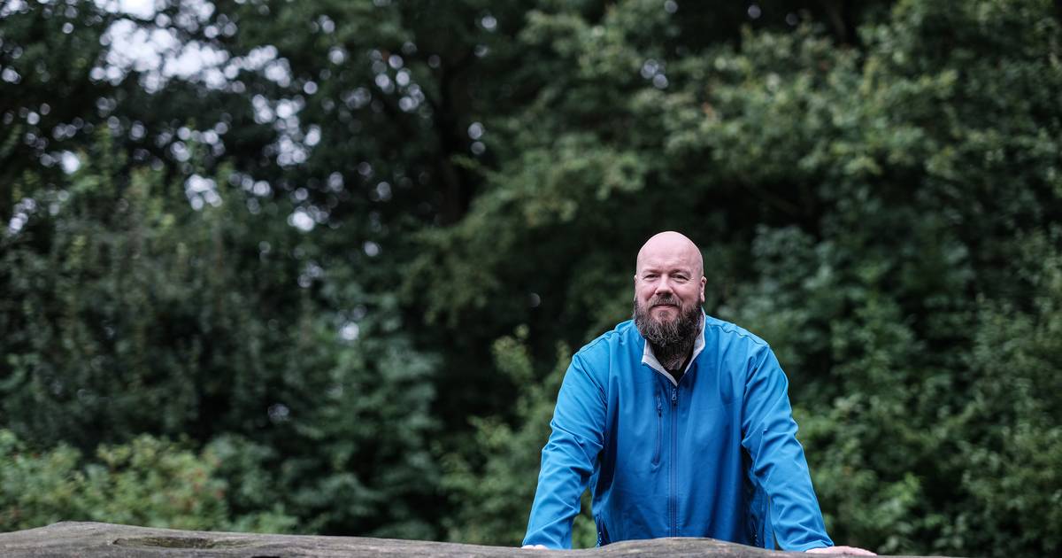 Roy (45) gaat met militaire precisie op zoek naar vermisten: 'Het draait niet om ons, maar om het ui