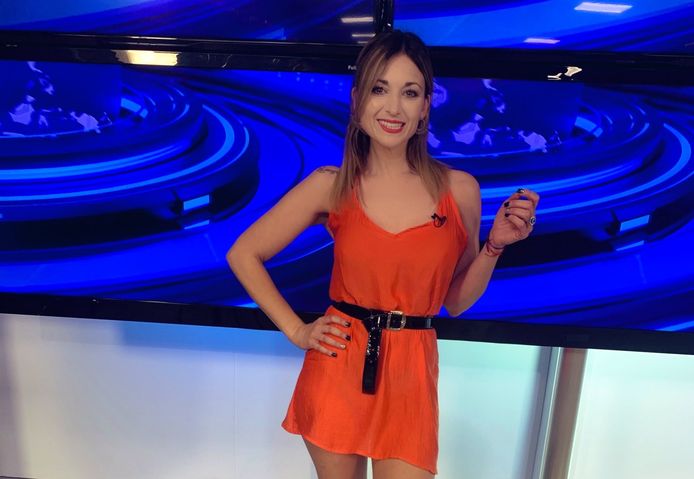 Presentatrice Noelia Novillo van de Argentijnse nieuwszender Canal 26.
